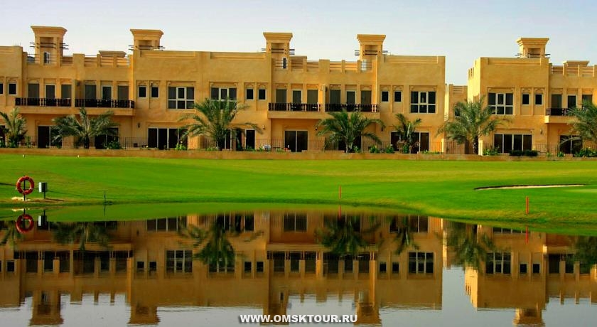 Отель Al Hamra Beach & Golf Resort 4* 